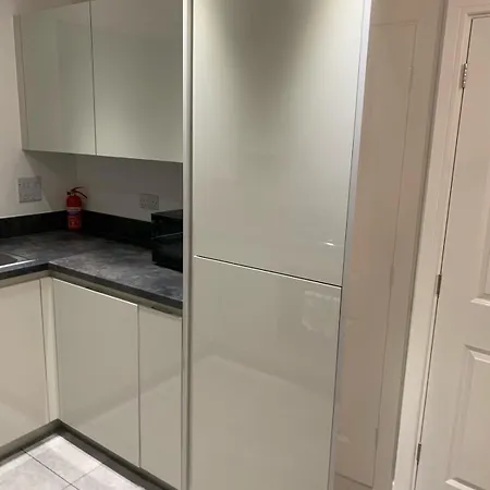 Luxury 3 Bed Home With Multiple Free Parking Bays Early Check-In Late Check- Out Allowed West Thurrock Extérieur photo